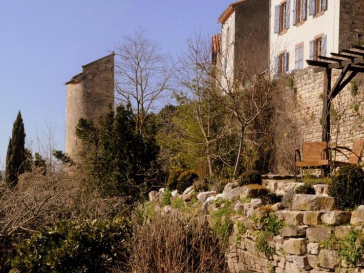 Chambres D'Hotes Le Secret Du Chat Cordes Sur Ciel Luaran gambar